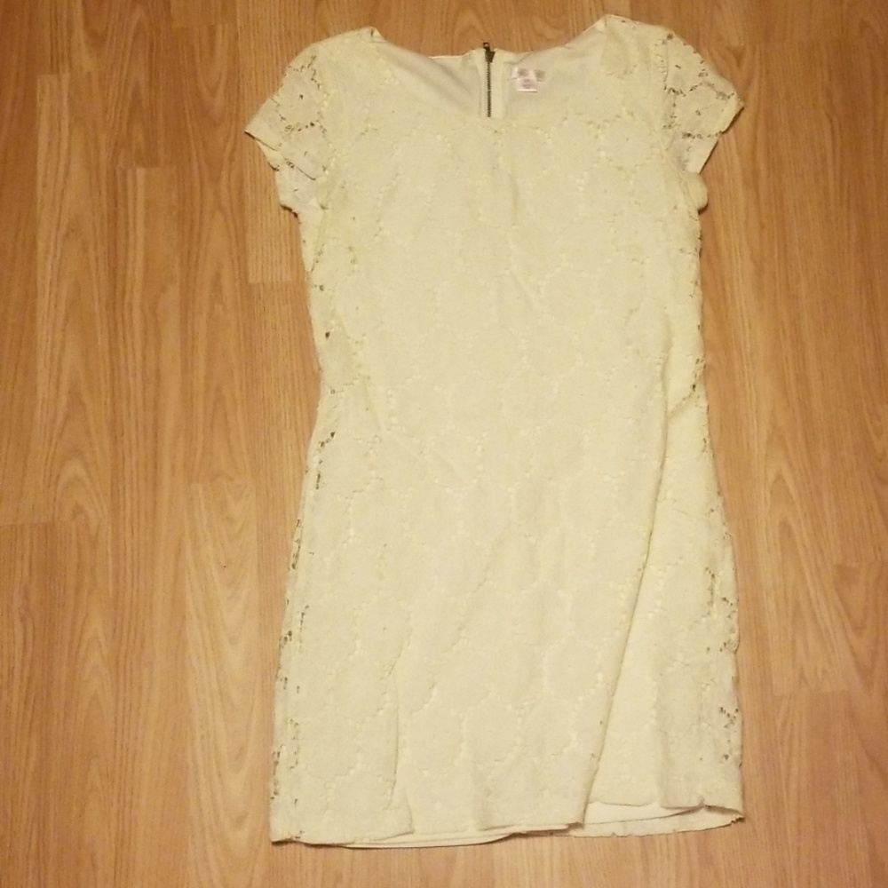 Lacy white Dress